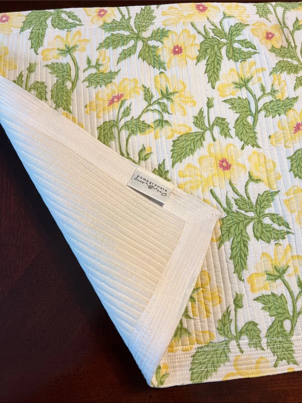 Pomegranate Inc. Yellow Floral Square Placemats, 8, excellent used condition